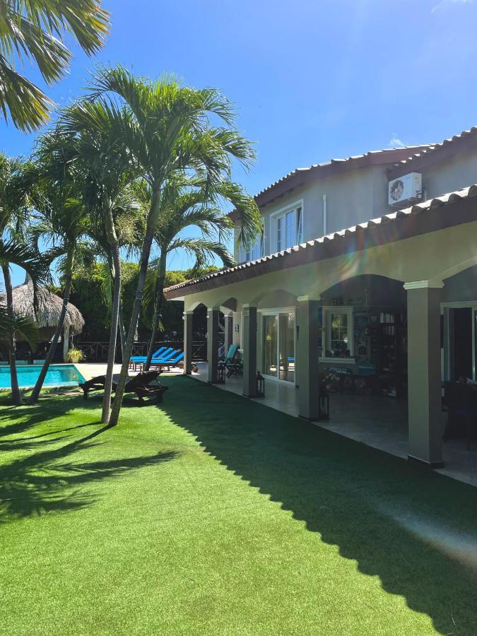 Hibiscus Beach House Jan Thiel Luaran gambar