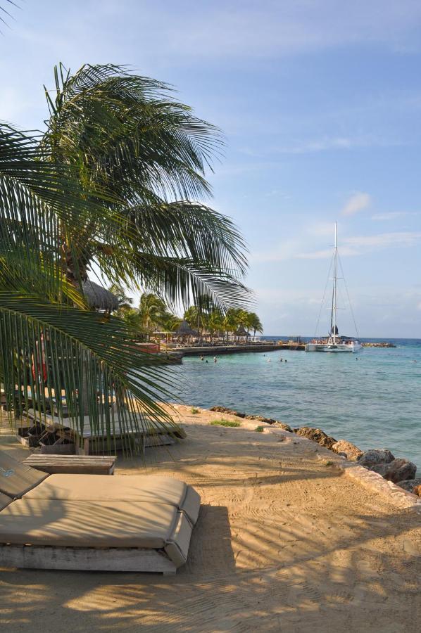 Hibiscus Beach House Jan Thiel Luaran gambar
